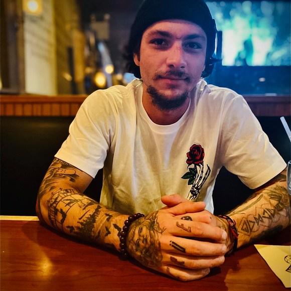 Meet your Posher, Mykal - Picture 1 of 1